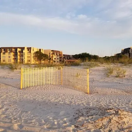 Hotel Seawatch At Island Club